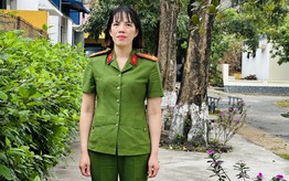 Người giữ lửa bên kia song sắt