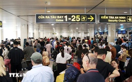 Sân bay Tân Sơn Nhất dự kiến đón lượng khách kỷ lục trong ngày mùng 4 Tết