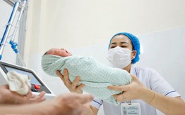 Hướng tới tầm nhìn toàn diện trong chăm sóc sức khỏe bà mẹ, trẻ em