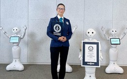Pepper lập kỷ lục Guinness là robot hình người được sản xuất hàng loạt đầu tiên