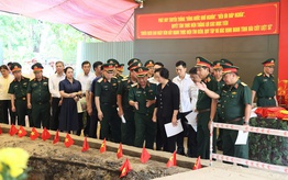 Phó Thủ tướng Phạm Thị Thanh Trà kiểm tra công tác chuẩn bị Lễ triển khai tìm kiếm, quy tập hài cốt liệt sĩ tại Công viên Lê Thị Riêng