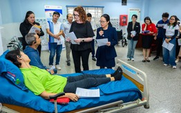 "Nâng cấp" nghề nghiệp phục vụ "kinh tế bạc"