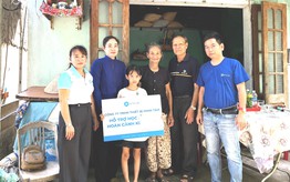 Phụ nữ Đà Nẵng trao hơn 1.800 suất quà tiếp bước đến trường