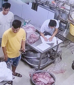 Hiệu trưởng nhận trách nhiệm vụ "thịt ôi thiu, trứng bốc mùi" tại Trường Tiểu học Cự Khê 