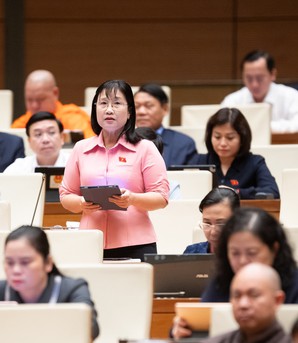 Đề nghị hỗ trợ tài chính cho phụ nữ sinh đủ 2 con ở tất cả các độ tuổi