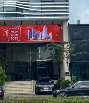 Một cổ phiếu vừa lên sàn, có 5 phiên tăng trần liên tiếp