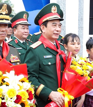 Khánh thành khu phòng học bán trú trường tiểu học vùng biên do Bộ Quốc phòng xây tặng