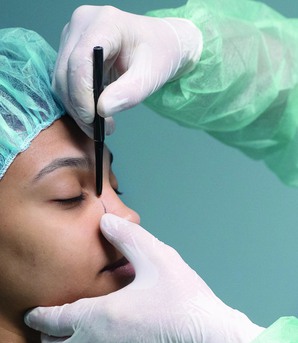 Ám ảnh cả đời sau phút "mềm lòng" vì chiêu trò thẩm mỹ