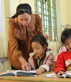 "Chiến dịch đặc biệt" vì học trò vùng biên