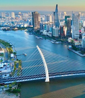 Thế nước và lòng dân trong giai đoạn phát triển mới của đất nước (Phần 2)