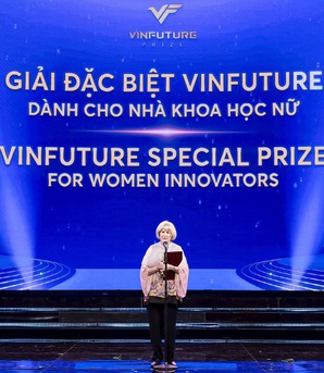 Chân dung nữ Giáo sư nghiên cứu ung thư giành Giải đặc biệt VinFuture 2025