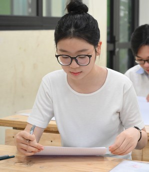 Hà Nội: "Nín thở" chờ công bố môn thi thứ 3 tuyển sinh lớp 10 công lập