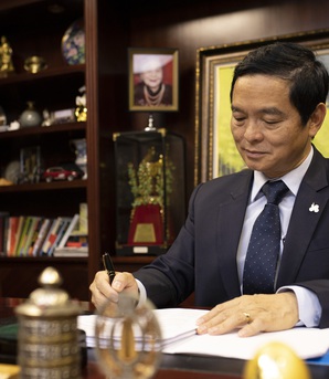 Chủ tịch Tập đoàn Hòa Bình: Thị trường bất động sản khởi sắc, ngành xây dựng chịu áp lực kép