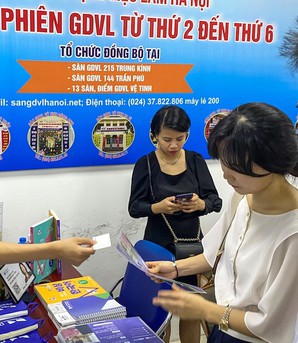 Lao động nữ trước làn sóng dịch chuyển việc làm thời công nghệ số