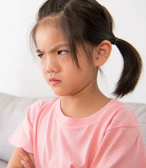 Sau câu “Con ghét bố mẹ” là mong muốn được thấu hiểu