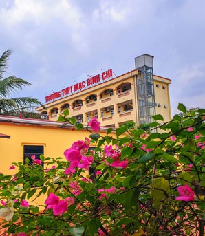 Chuyên gia tâm lý: Không thể xem việc học sinh hành hung giáo viên là một phút nóng giận thông thường