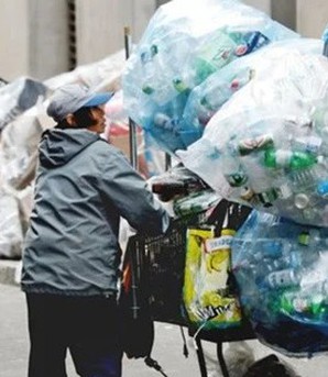 Bài toán EPR: Mở đúng 'cánh cửa' để 'phụ nữ ve chai' không bị bỏ lại phía sau