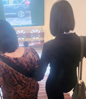 Bản án lý tình đã mang tới mùa xuân tươi đẹp cho bé gái