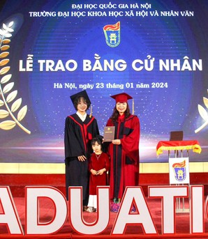 Cuộc "lội ngược dòng" của những bà mẹ sinh viên