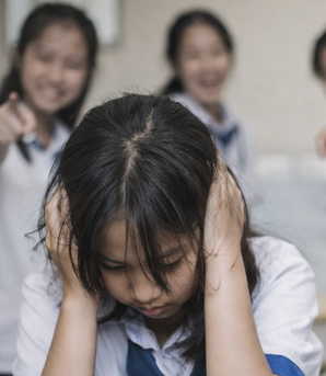 Nữ sinh lớp 7 uống thuốc trừ sâu: Không thể phủ nhận trách nhiệm của nhà trường