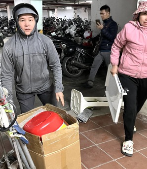 8/3 của những người phụ nữ "không hoa"