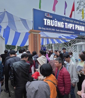 Trường THPT Phan Bội Châu bị yêu cầu dừng tiếp nhận hồ sơ, hoàn trả phí ghi danh vào lớp 10