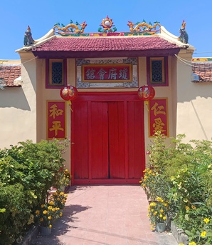 Khánh Hòa: Nhiều di tích "cửa đóng then cài" giữa mùa du lịch