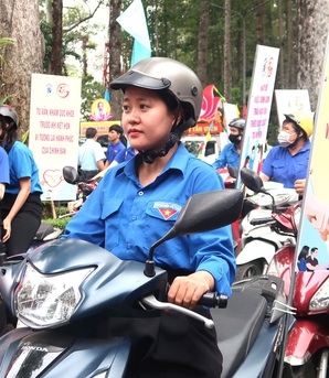 Mức sinh xuống thấp "báo động đỏ", TPHCM tổ chức chiến dịch hành động khẩn