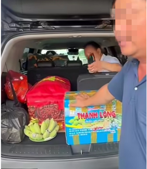 Tranh cãi việc xe chở hài cốt liệt sĩ có được miễn phí qua trạm thu phí