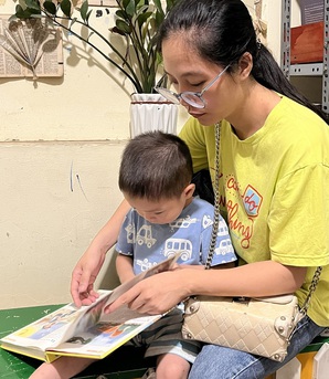 "Thư viện 0 đồng" giữa lòng Hà Nội: Sẻ chia tri thức bằng niềm tin