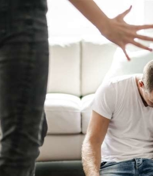 Nam giới bị bạo lực gia đình có xu hướng gia tăng: Đừng chọn cách im lặng!