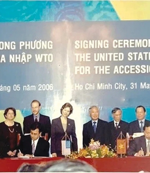 Sự tăng trưởng bứt phá của Việt Nam sau 20 năm đạt thỏa thuận WTO với Mỹ