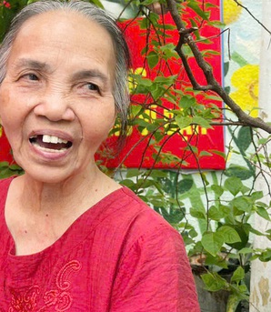 Thi tốt nghiệp THPT 2026: Xúc động những người bà lặng thầm tiếp sức ước mơ cháu