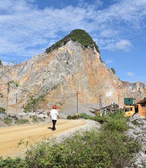 Người dân nơi đề xuất xây Nhà máy Xi măng Bạch Đằng: "Chúng tôi chỉ mong đừng thêm áp lực nữa"