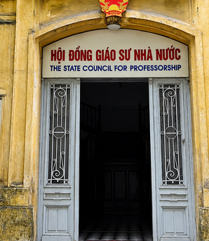 Trao quyền bổ nhiệm giáo sư, phó giáo sư: Làm sao để "buông" mà không "rối"?