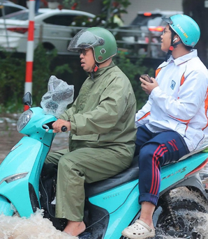 Chủ động phòng bệnh trong và sau ngập úng