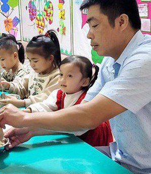 Giải bài toán thiếu giáo viên mầm non: Đừng bỏ quên nam giới