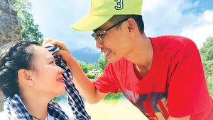 Cuộc đời không bỏ phí của 2 người phụ nữ khuyết tật