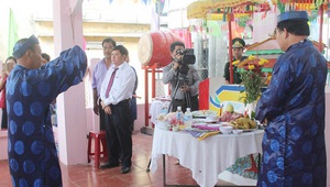 Chiêm ngưỡng bộ xương cá ông lớn nhất Đông Nam Á và khám phá tục thờ thần Nam hải của ngư dân vùng biển