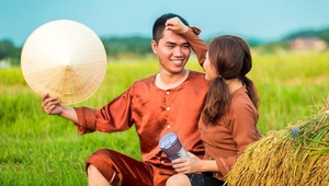 Hồn dân tộc qua những câu ca dao: Vẻ đẹp tâm hồn con người xứ Nghệ