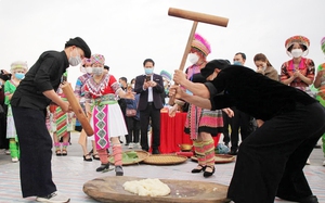 Sôi động Ngày hội văn hóa dân tộc Mông toàn quốc lần thứ III 