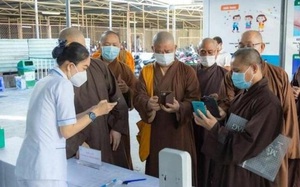 Gần 700 tình nguyện viên các tổ chức tôn giáo đăng ký hỗ trợ các bệnh viện dã chiến tại TPHCM