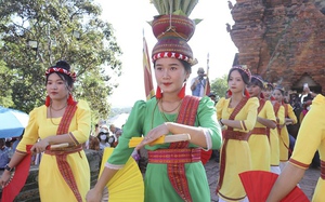 Lễ hội Katê đặc sắc nhất của người Chăm theo đạo Bàlamôn ở Bình Thuận