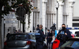 Pháp: Tấn công bằng dao tại Nice, ít nhất 2 phụ nữ thiệt mạng