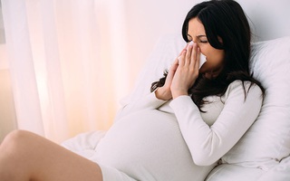 Bà bầu bị viêm xoang có ảnh hưởng tới thai nhi không? 