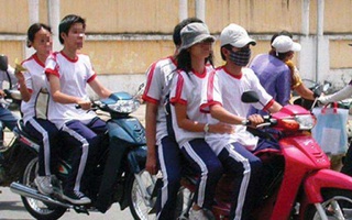Đại biểu Quốc hội đề nghị kiểm soát chặt chẽ trẻ dưới 18 tuổi sử dụng xe điện, xe máy