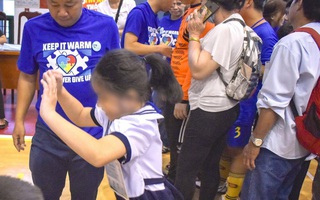 Hơn 350 trẻ tự kỷ tham gia hội thao mừng Ngày Nhà giáo Việt Nam 