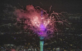 Pháo hoa mừng năm mới 2021 ở New Zealand