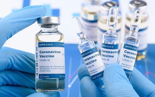 Lô hàng vaccine ngừa Covid-19 đầu tiên của hãng Pfizer đã đến Anh