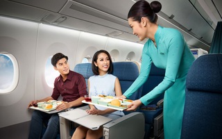 Hàng không Việt phục vụ lại suất ăn trên máy bay, mở cửa phòng chờ VIP 